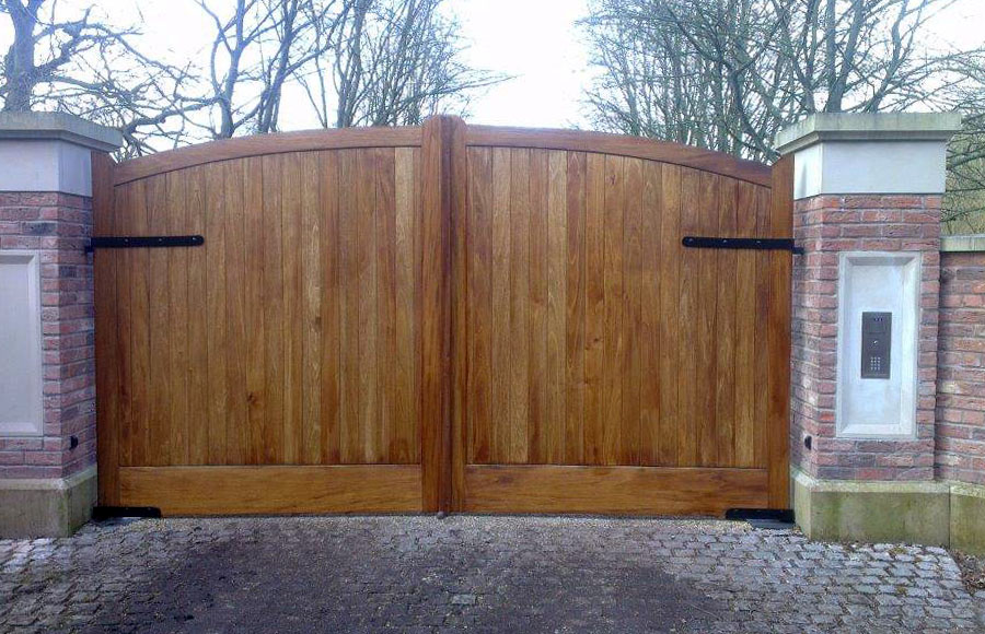 Gates - E Beech Joinery Ltd