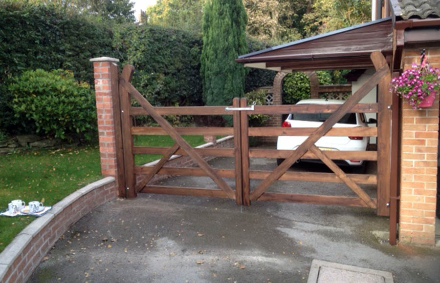 Gates - E Beech Joinery Ltd